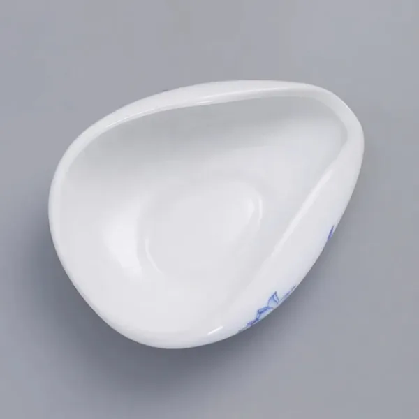 Kung Fu Tea Accessories for Brewing And Appreciation, White Porcelain Tea Measure(茶则) - Image 2