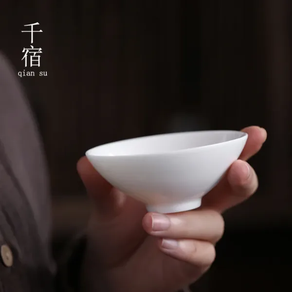 Handcrafted White Porcelain Teacup(羊脂玉品茗杯)