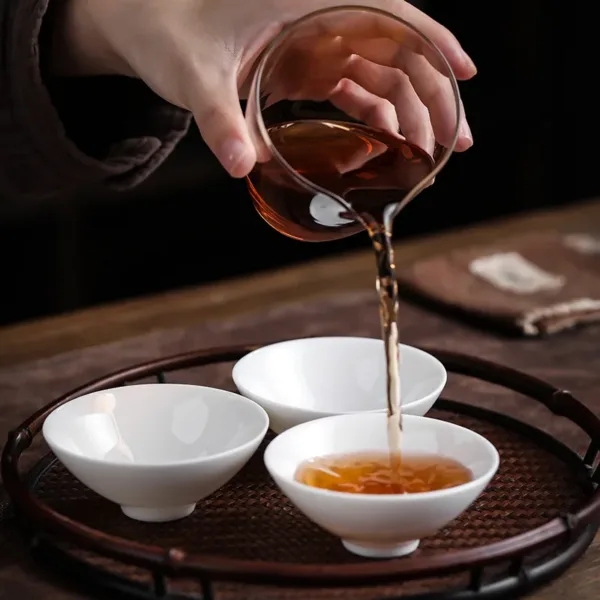 Handcrafted White Porcelain Teacup(羊脂玉品茗杯) - Image 3