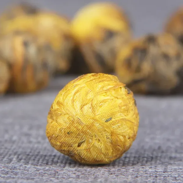 Yunnan Dianhong Gong fu Tea Chrysanthemum Dragon Ball Hydrangea(滇红菊花龙珠绣球) - Image 3