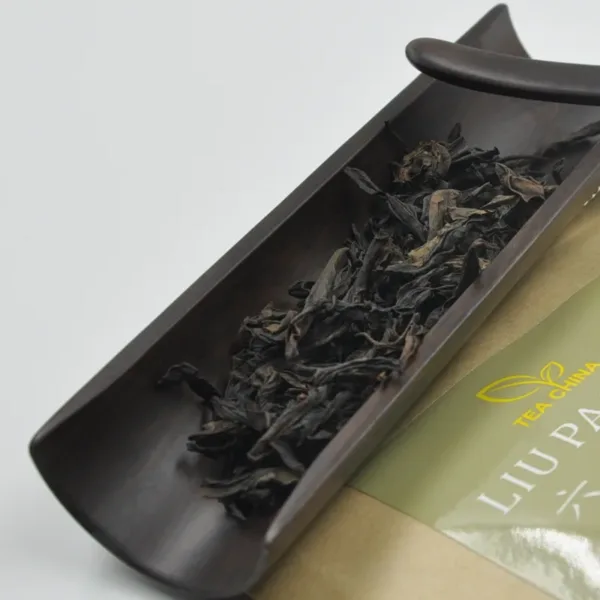 WuYi Rock Tea Rou Gui Fruity Aroma Half Yan