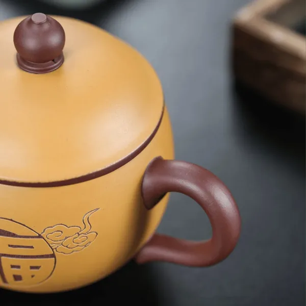 Handmade Purple Sand Tea Cups with Engraving(紫砂杯) - Image 8