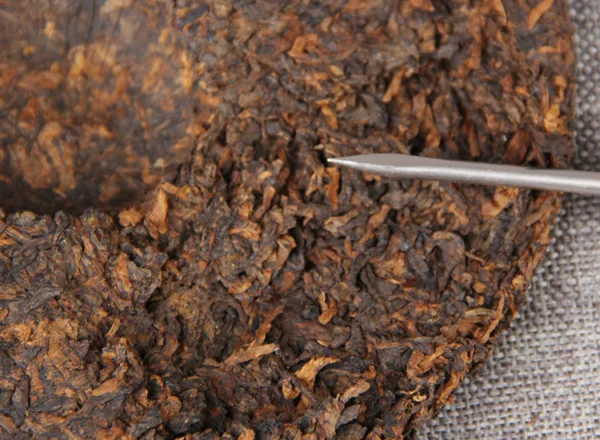 2006 Iceland Pu'erh ripe ancient tree tea Golden Sprout Yunnan Seven Seed Cake