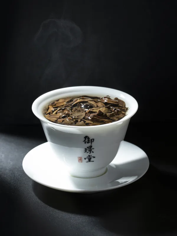 2008 Fuding Tailao Mountain White Tea Shoumei Year High Mountain Old White Tea Cake