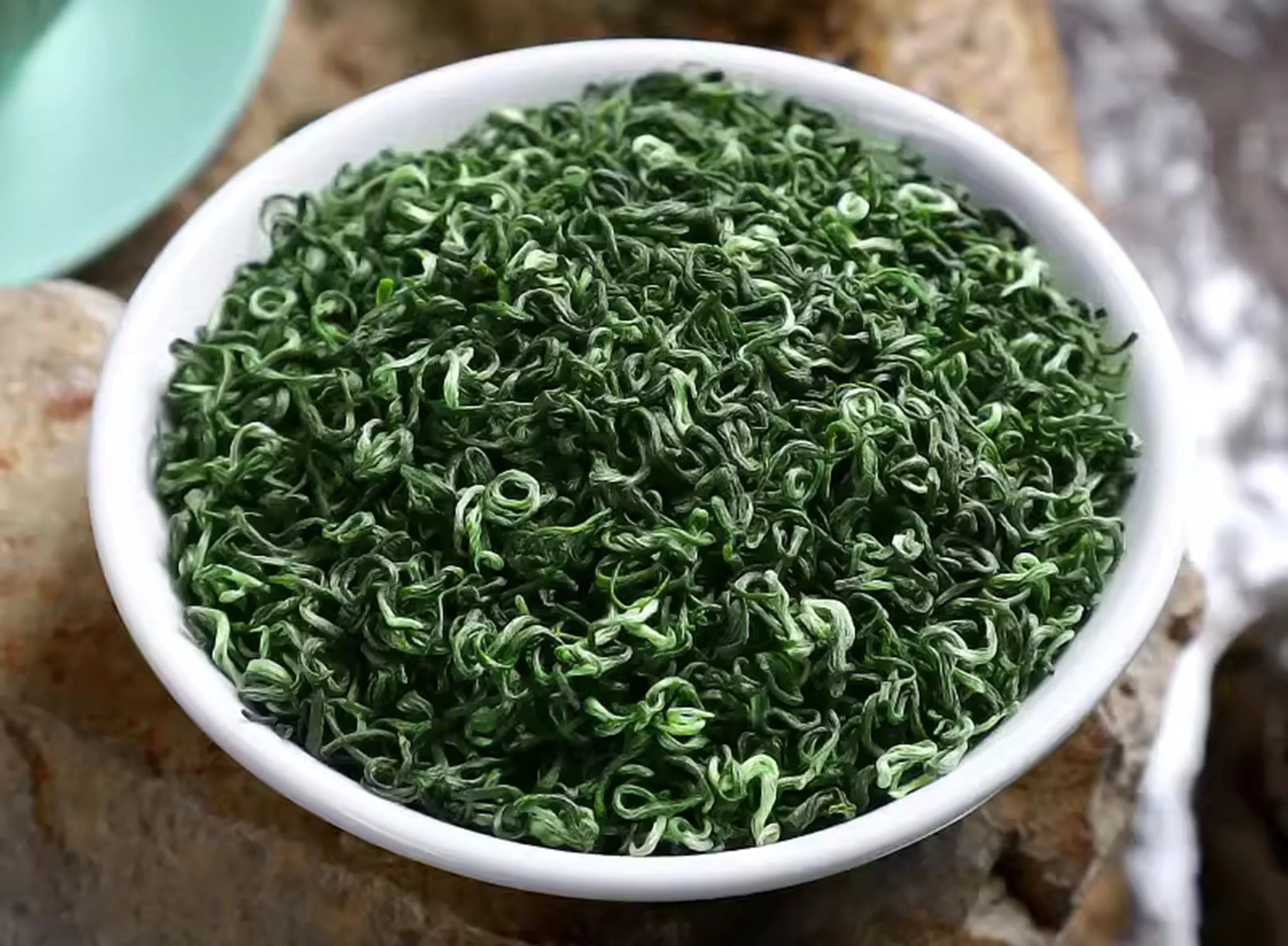 2025 Suzhou Biluochun Floral and Fruity Aroma Pre Qingming Spring Tea